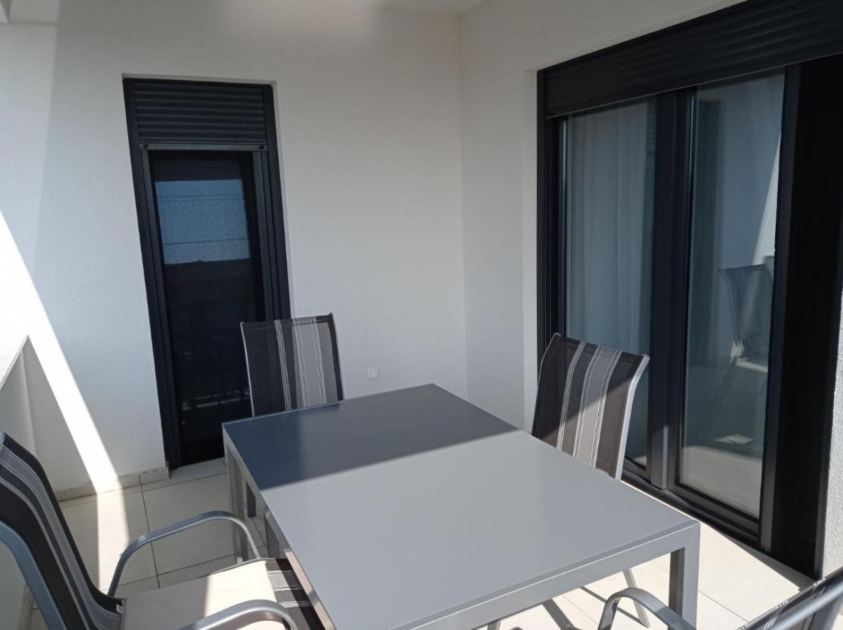 Apartman Franc S Vir Eksteriør billede