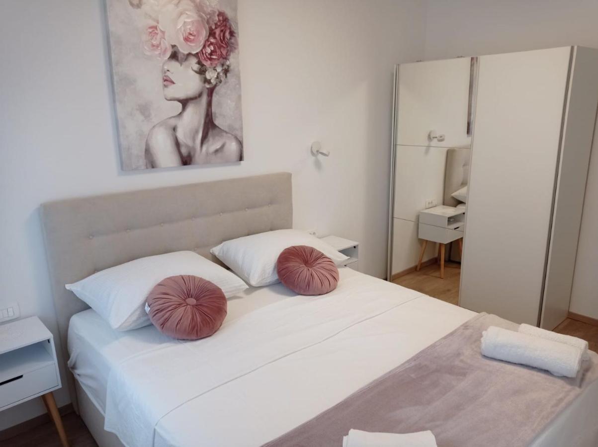 Apartman Franc S Vir Eksteriør billede
